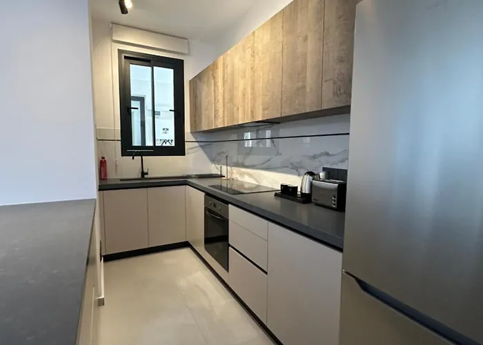 204 Lux Level2 Tower 206 Nicosia