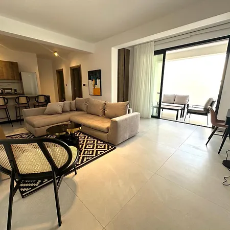 204 Lux Level2 Tower 206