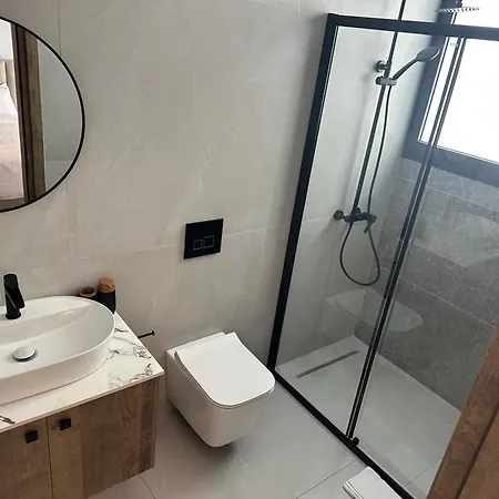 204 Lux Level2 Tower 206 Apartman *